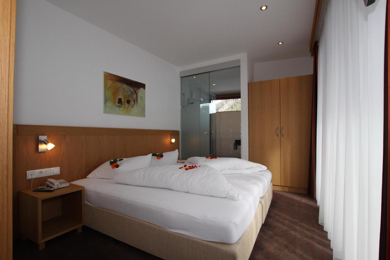 Hotel Garni Panorama Ischgl Ngoại thất bức ảnh
