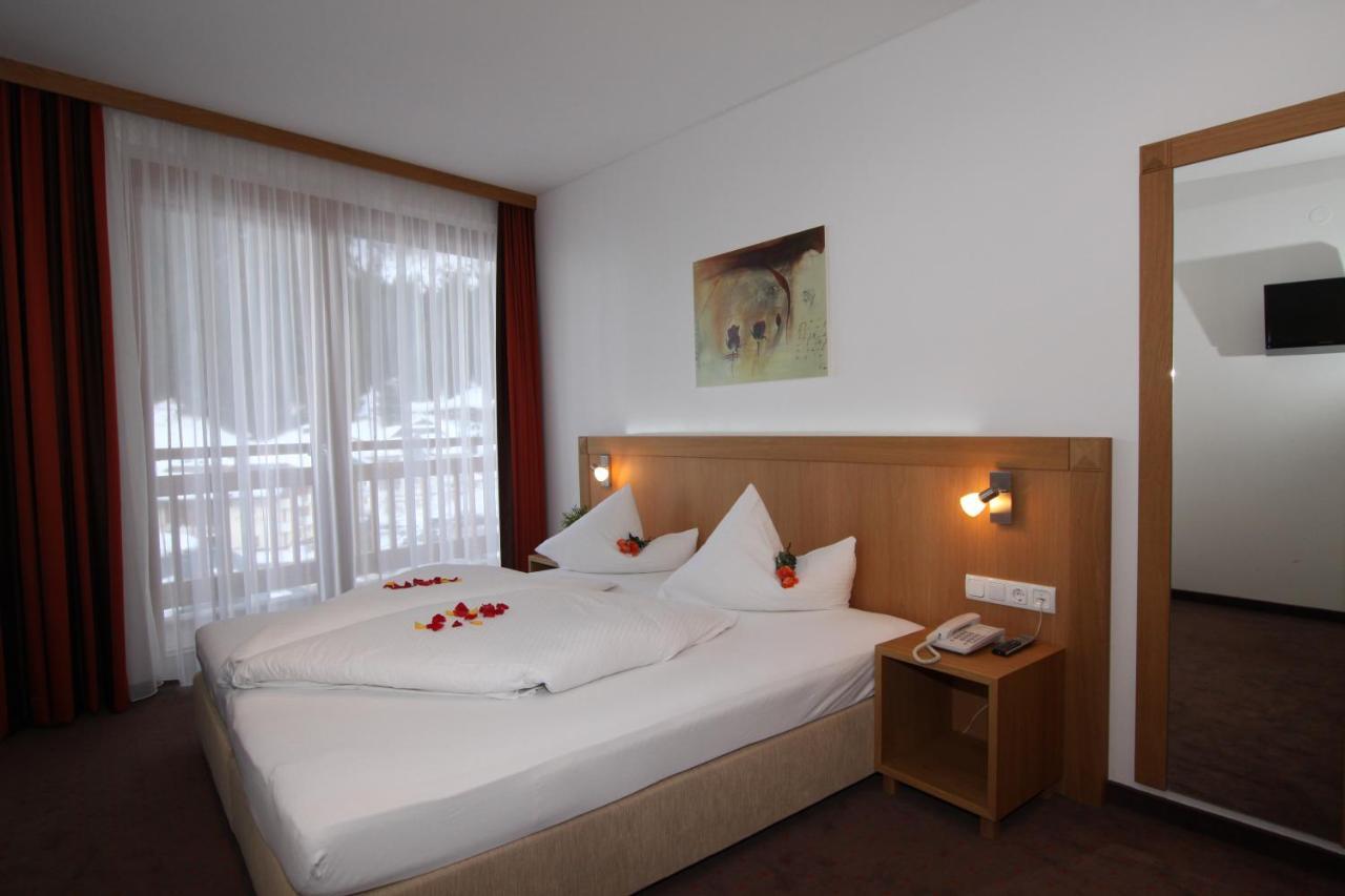 Hotel Garni Panorama Ischgl Ngoại thất bức ảnh